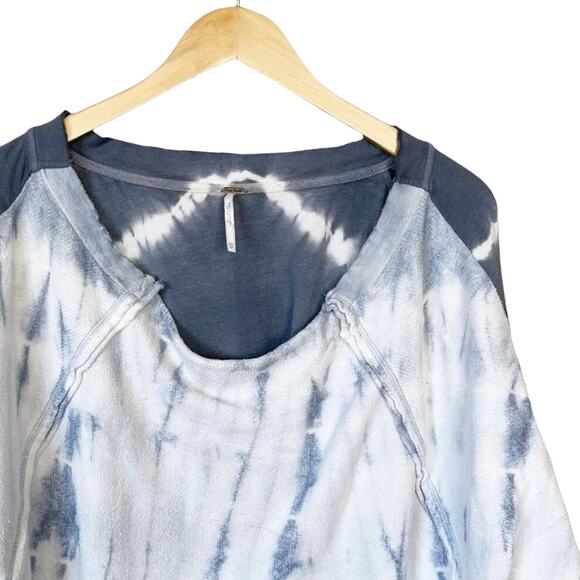 FREE PEOPLE TIE DYE Oversized Sweatshirt Cotton Blue Crop Dolman Sleeves XS EUC - Picture 5 of 8